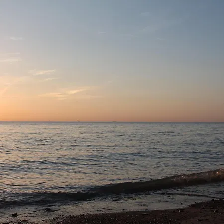 Mit Garten In Tatil Evi Zingst