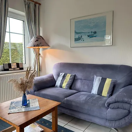 Tatil Evi Mit Garten In